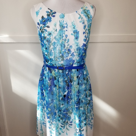 Connected Apparel Blue Blomming Dress